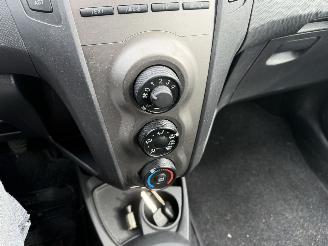 Toyota Yaris 1.0 VVTI 51KW 5-Deurs Acces NAP picture 12