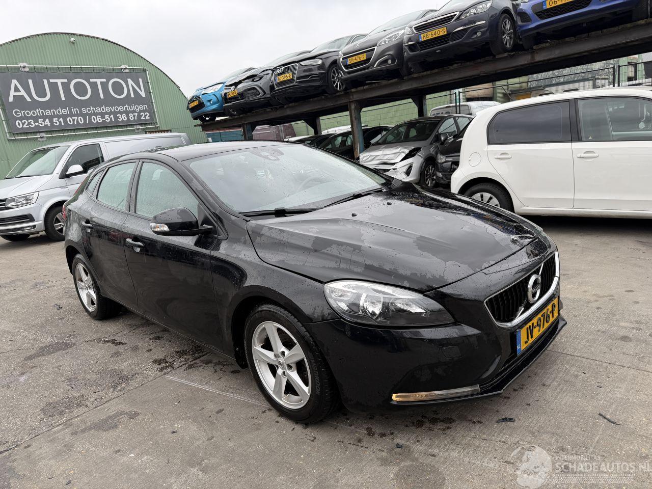 Volvo V-40 2.0 T2 90KW 5-Deurs Clima  NAP