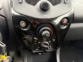 Citroën C1 1.0 VTI 53KW Airco Led Feel 5-Drs NAP picture 10