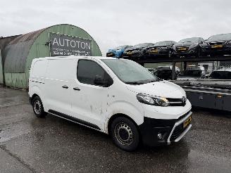 krockskadad bil bedrijf Toyota Proace 1.5 D-4D 88KW Airco 360 Camera Cool Comfort Schuifdeur 2021/2