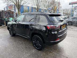Coche accidentado Jeep Compass 4xe 240 Plug-in Hybrid Electric S Autom. Clima Navi 2022/12