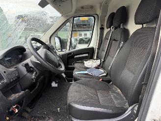 Peugeot Boxer 2.2 Bluehdi 103KW L4H2 Premium picture 8