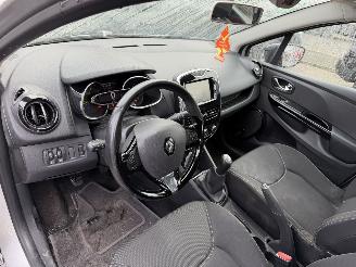 Renault Clio 0.9 TCE 66KW Navi Clima Led Expression picture 6