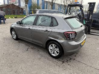 Volkswagen Polo 1.0 TSI 70KW Comfortline Business Airco Led picture 3