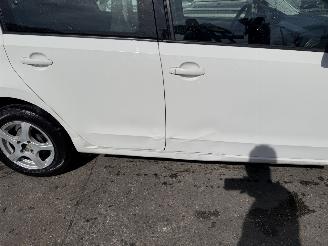 Volkswagen Up! 1.0 44KW Airco Bleumotion 5-Deurs NAP picture 14