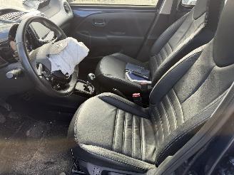 Peugeot 108 1.0 Automaat E-VTI Allure Camera Clima Leer Led 5-Drs NAP picture 7