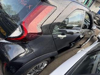 Toyota Aygo 1.0 VVT-I 53KW MT Play Airco 5-Deurs NAP picture 22