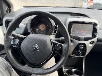 Peugeot 108 1.0 e-VTI 50KW Airco 5-Drs Led Active NAP picture 8