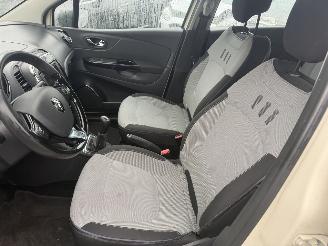 Renault Captur 0.9 TCE 66KW Dynamique picture 8