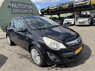 Vaurioauto  passenger cars Opel Corsa 1.2 Ecoflex 61KW LPG Navi airco Cosmo NAP 2011/9