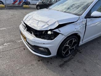 Volkswagen Polo 1.0 TSI 70KW DSG Pano Clima Navi Led Beats picture 14