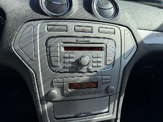 Ford Mondeo 2.0-16V 107KW Clima Trend Flexifeul picture 8