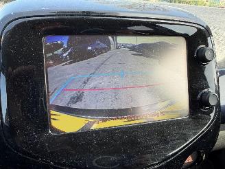 Toyota Aygo 1.0 VVT-I 51KW X-JOY Clima Navi Led Camera picture 15