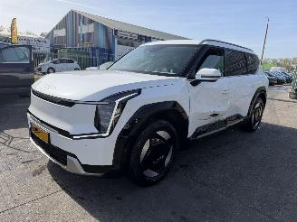 Kia EV9 99.8 kWh 150KW Autom. Clima Navi 7-Pers 360 Camera picture 4