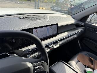 Kia EV9 99.8 kWh 150KW Autom. Clima Navi 7-Pers 360 Camera picture 12