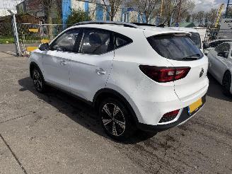 MG ZS 45 kWh 105KW Luxury Pano Clima Navi Led Leer Camera NAP picture 4