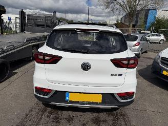 MG ZS 45 kWh 105KW Luxury Pano Clima Navi Led Leer Camera NAP picture 3