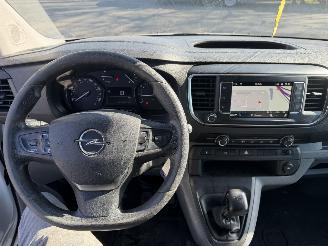 Opel Vivaro 2.0 CDTI 90KW Clima Navi Camera L2H1 Edition NAP picture 8