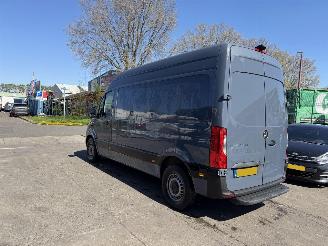 Mercedes eSprinter 55 kWh 85KW L2H2 Clima Camera NAP picture 5