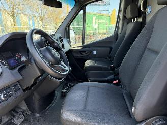 Mercedes eSprinter 55 kWh 85KW L2H2 Clima Camera NAP picture 7