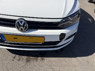 Volkswagen Polo 1.0 48KW 5-Deurs Airco picture 13