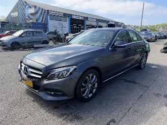 Damaged car Mercedes C-klasse 180 CDI 85KW Clima Navi Led Xenon Sedan NAP 2015/7