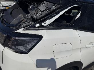 Peugeot 3008 1.2 96KW GT Clima Navi Led 360 Camera NAP picture 16