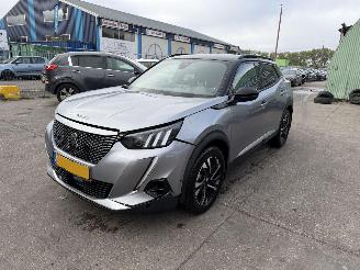 Peugeot e-2008 GT 50 kWh EV 100KW Autom. Clima Navi Led Camera NAP picture 2