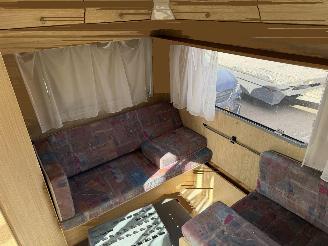 Beyerland  400-D Vitesse Tent midden keuken wc luifel picture 14