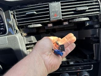 Volkswagen Golf 1.0 TSI DSG Pano Clima Navi Virtual Dash Highline R 5 Deurs NAP picture 15