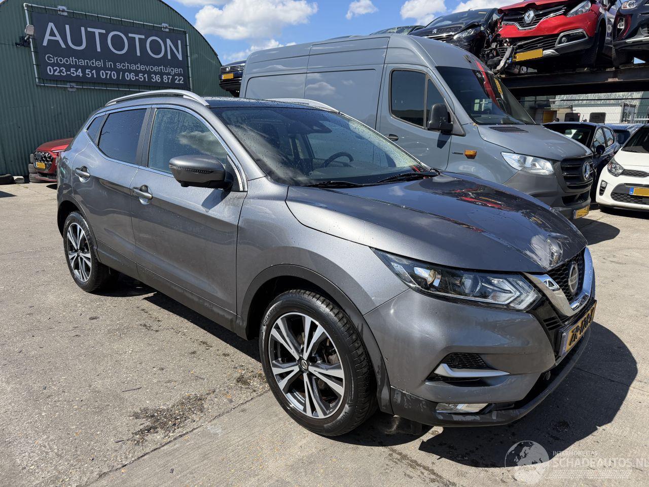 Nissan Qashqai 1.3 DIG-T 103KW Pano Clima Navi Led N-Connecta 360Camera NAP