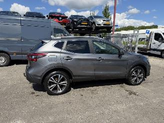 Nissan Qashqai 1.3 DIG-T 103KW Pano Clima Navi Led N-Connecta 360Camera NAP picture 3