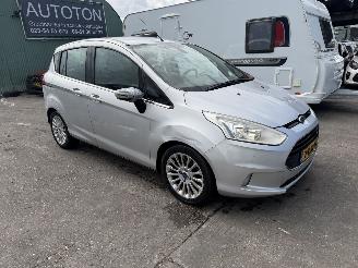 skadebil auto Ford B-Max 1.0 Ecoboost 74KW Titanium Clima Led NAP 2013/5