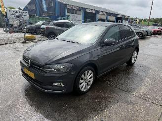 skadebil auto Volkswagen Polo 1.0 TSI 70KW Highline Clima 5-Drs NAP 2018/3