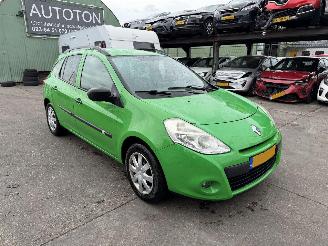 krockskadad bil auto Renault Clio 1.2-16V 55KW Navi Airco Authentique 2012/4