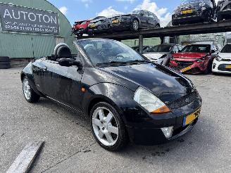 Vaurioauto  passenger cars Ford StreetKa 1.6 70KW Airco Leer Cabrio First Edition 2003/2