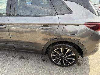 Opel Grandland 1.6 Turbo 147KW Hybrid4 Autom. 4WD Business Executive Clima Navi Led Xenon picture 14