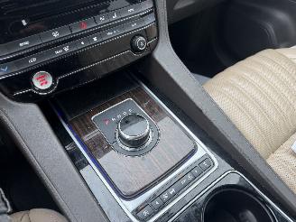 Jaguar F-Pace 2.0D 132KW Autom. AWD Clima Navi Portfolio picture 10