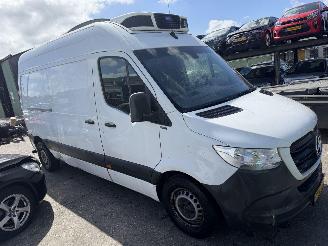 krockskadad bil bedrijf Mercedes Sprinter 314 CDI Autom. Koelwagen Carrier L2H2 Clima 105KW 2020/7