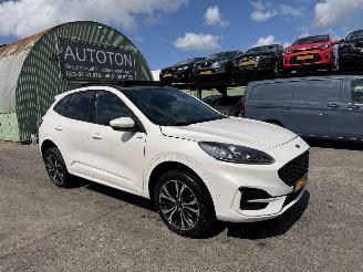 Avarii autoturisme Ford Kuga 2.5 PHEV 112KW Autom. Pano Clima Navi ST-Line X NAP 2023/5