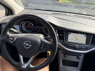 Opel Astra 1.2 81KW Clima Navi Camera 5-Drs Edition NAP picture 7