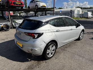 Opel Astra 1.2 81KW Clima Navi Camera 5-Drs Edition NAP picture 4