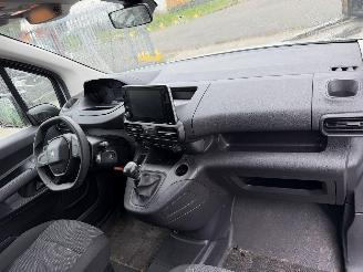 Peugeot Partner 1.5 Bluehdi 73KW 2x Schuifdeur Premium Clima Navi  NAP picture 6