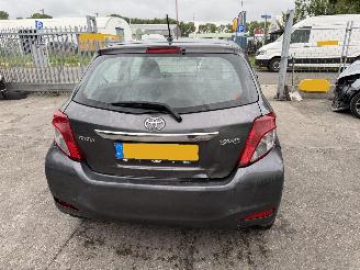 Damaged car Toyota Yaris 1.0 VVT-I 51KW Navi Clima Camera 5-Drs Aspiration NAP 2012/1