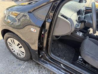 Volkswagen Up! 1.0 44KW Airco 5-Deurs NAP picture 14