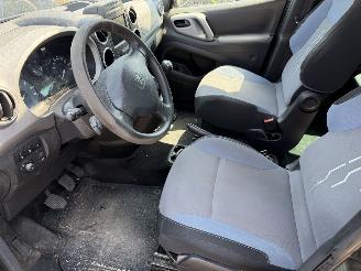 Peugeot Partner Tepee 1.6 Bleuhdi Active 5-Pers Airco Navi Led picture 9