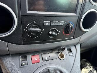 Peugeot Partner Tepee 1.6 Bleuhdi Active 5-Pers Airco Navi Led picture 12