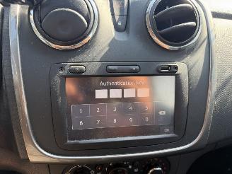 Dacia Logan 0.9 TCE 66KW Clima Navi Prestige S&S NAP picture 9
