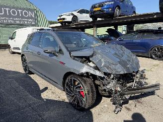 Voiture accidenté Volkswagen Golf 2.0 GTI 300PK Autom. Pano Clima Navi 5-Drs 2022/2