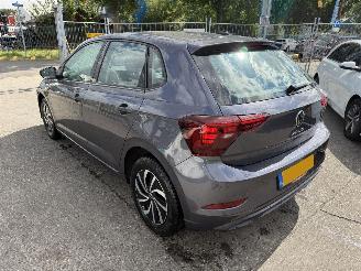 krockskadad bil auto Volkswagen Polo 1.0 TSI 70KW Life Navi Clima Camera Virt Dash NAP 2022/7
